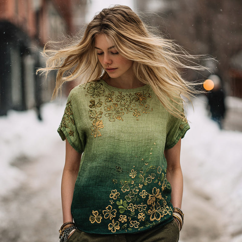 OndineStudios Women's Celtic Knot And St. Patrick's Day Shamrock Casual Linen T-shirt