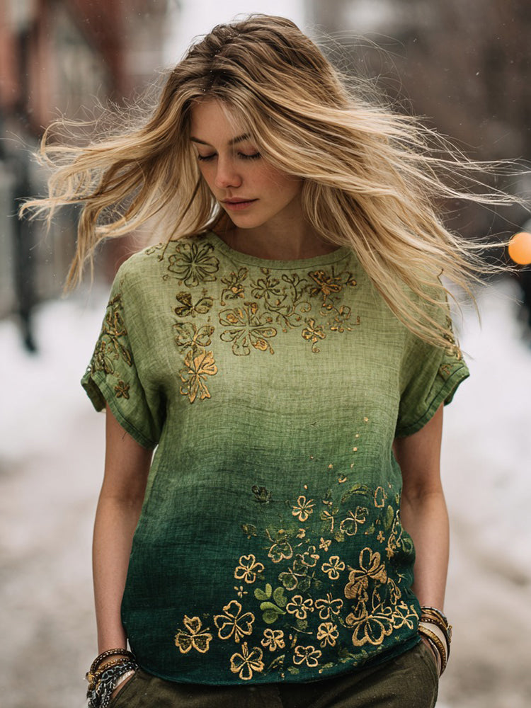 OndineStudios Women's Celtic Knot And St. Patrick's Day Shamrock Casual Linen T-shirt